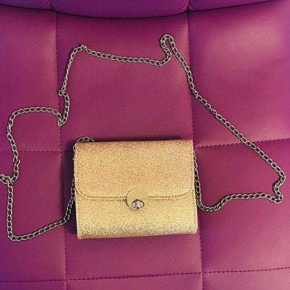 Payless Handbags - Payless Gold Glitter Purse/Clutch